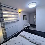 Ein sehr schönes Privatzimmer mit perfekter Verkehrsanbindung!!!